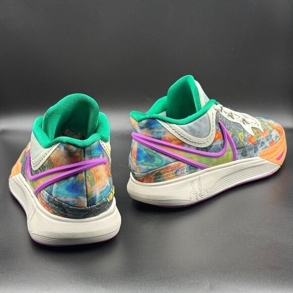 Nike Kyrie 8 'Circle Of Life' - Picture 11 of 11